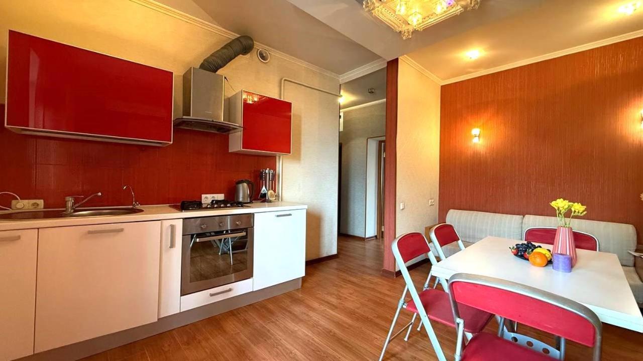 Apartmán Mironositskaya 75 Charkov Exteriér fotografie